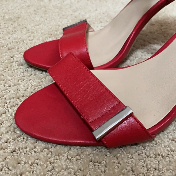 Red heels - Picture 3 of 11
